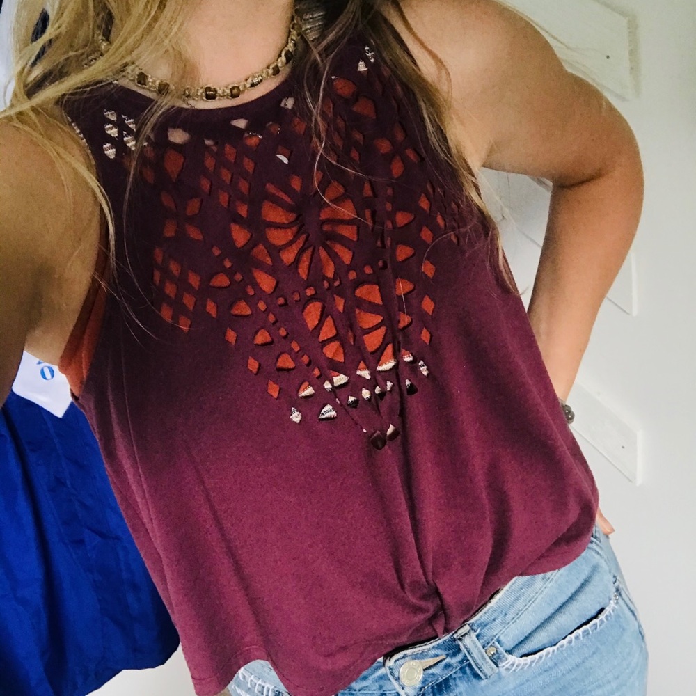 Cut out burgundy crop top